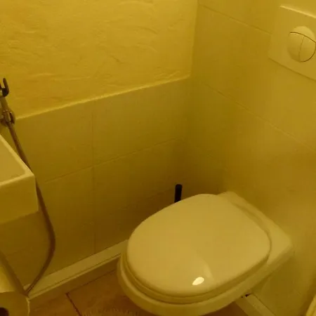 Studio Apartment Apartment *