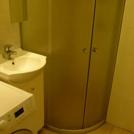 Studio Apartment Apartment *